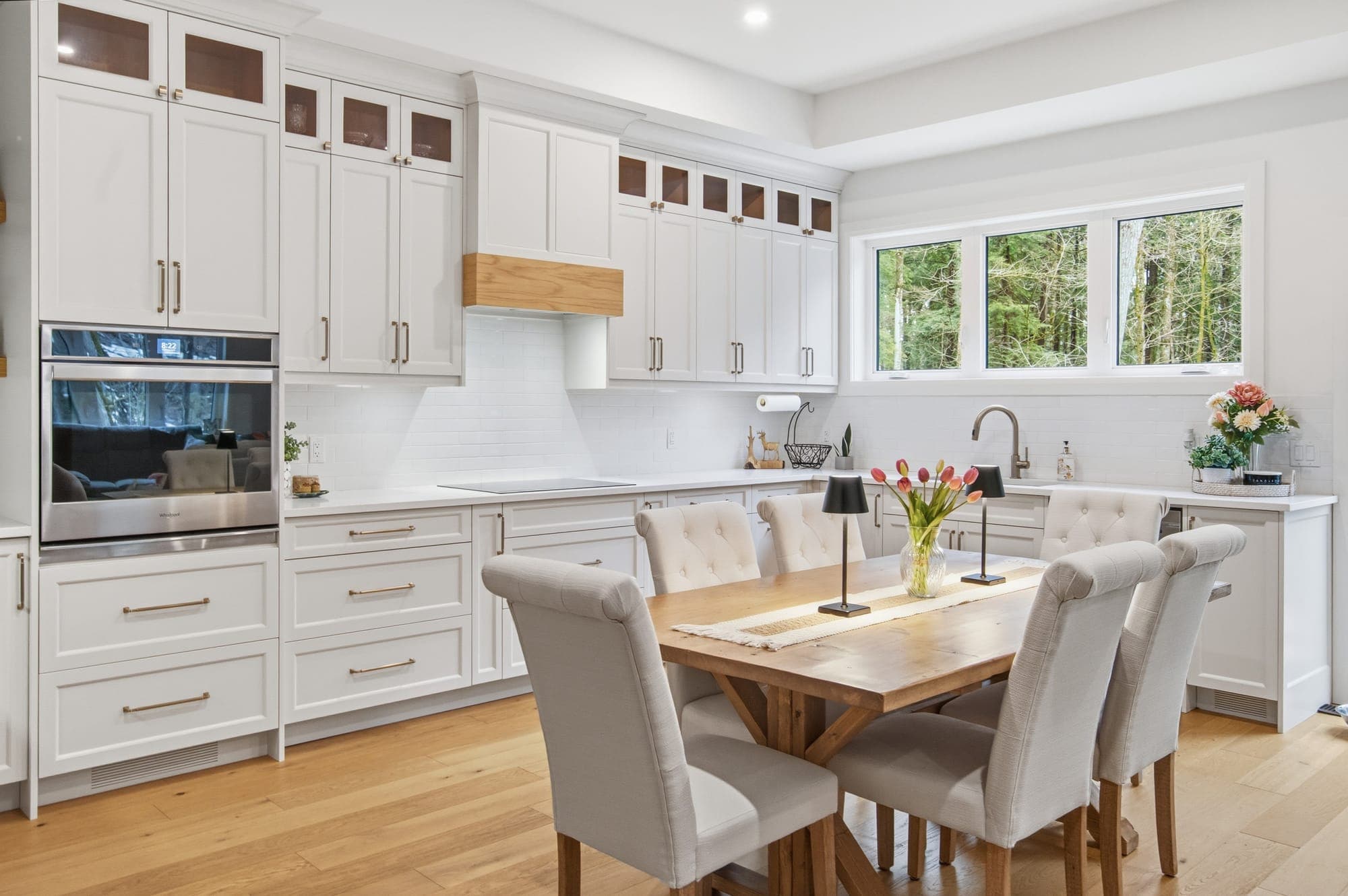 The Blonde Oak Hood - custom kitchen project by Kas Kitchens
